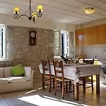 Asplathia Lefkada